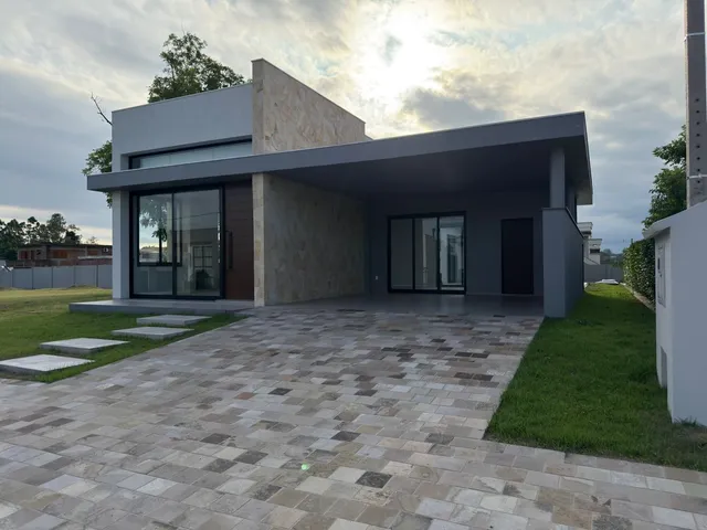Casa com 3 dormitórios