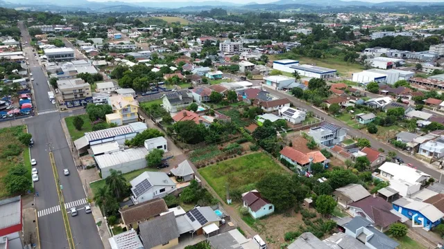 Vista aérea de uma área residencial em Lajeado, Brasil.