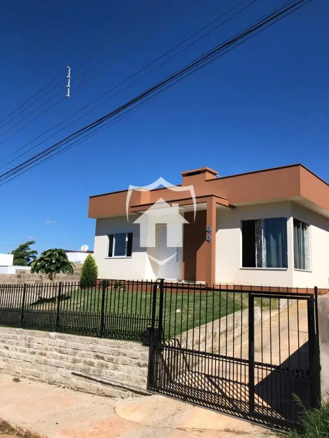 Casa com 3 dormitórios