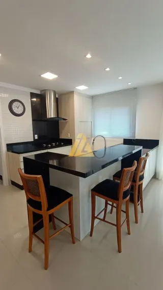 Apartamento com 3 dormitórios, foto 2