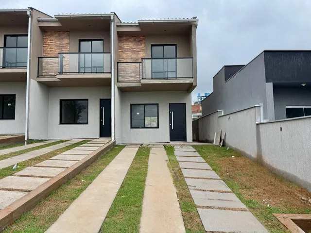 Sobrado com 2 dormitórios