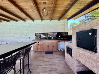 Casa com 4 dormitórios, foto 4