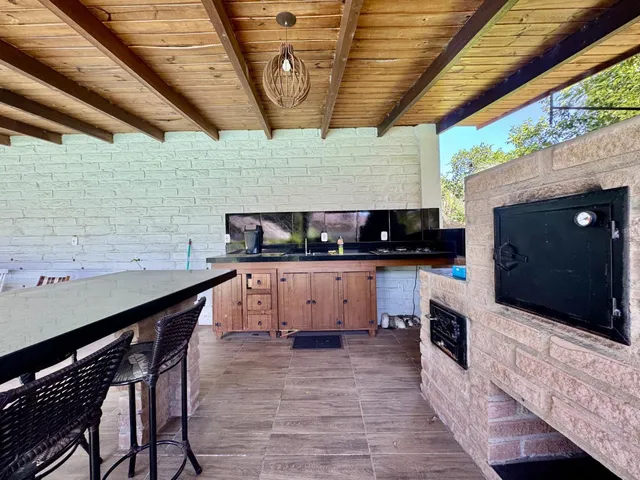 Casa com 4 dormitórios, foto 4