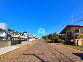 Vista da rua residencial em Lajeado, Brasil.