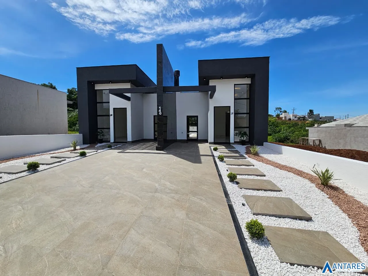 Casa geminada com 3 dormitórios, foto 1