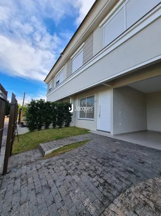Fachada moderna de uma residência em Lajeado, Brasil.