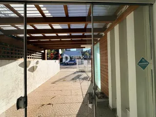 Vista da fachada de uma propriedade em Lajeado, Brasil.