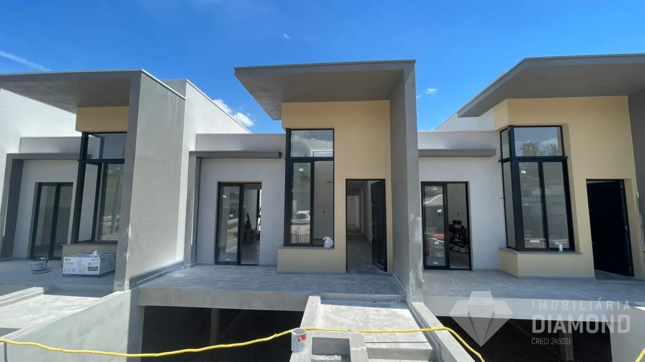 Casa geminada com 2 dormitórios, foto 1