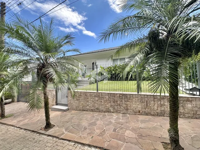 Casa com 3 dormitórios