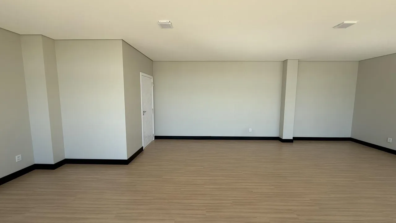 Sala comercial com 1 dormitório, foto 1