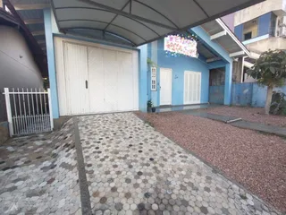 Casa com 3 dormitórios, foto 1