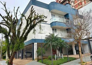 Fachada de um prédio residencial em Lajeado, Brasil.