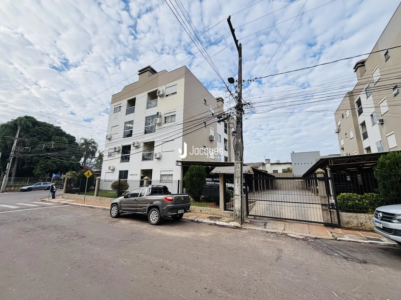 Apartamento com 2 dormitórios, foto 1