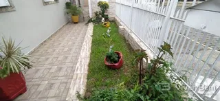 Casa com 4 dormitórios, foto 1