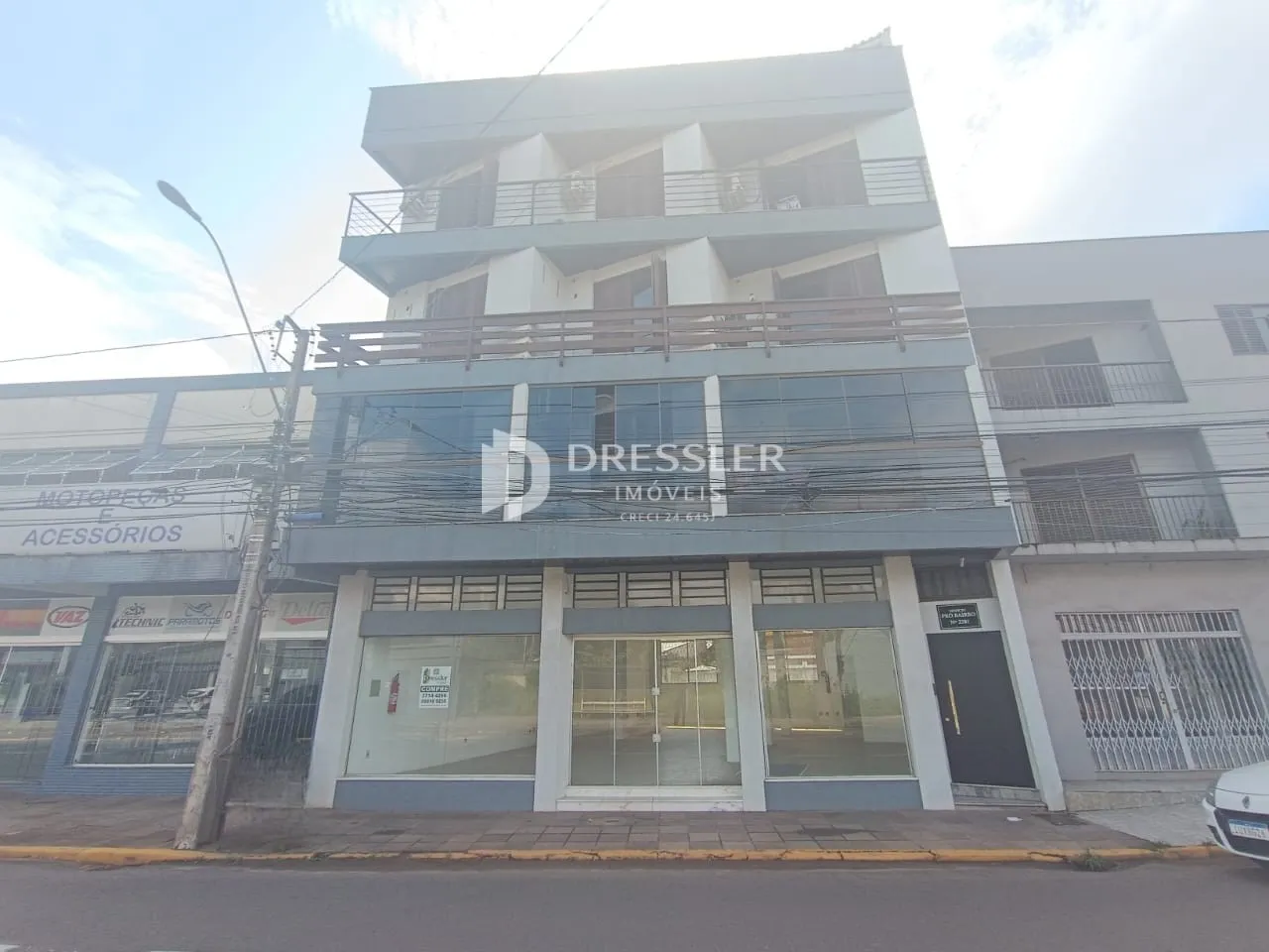 A fachada de um prédio residencial em Lajeado, Brasil.
