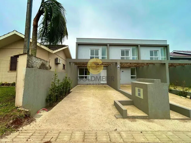 Sobrado com 2 dormitórios