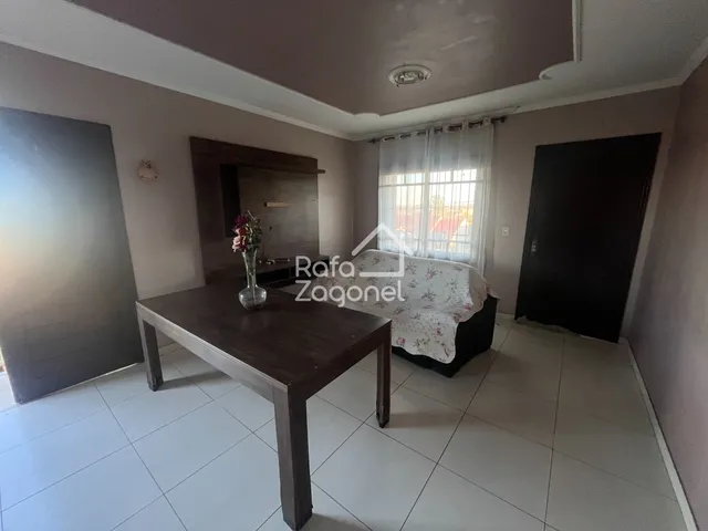 Casa com 2 dormitórios