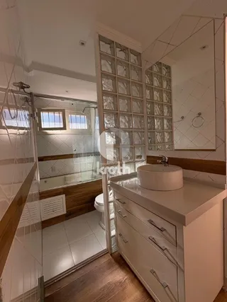 Casa com 6 dormitórios, foto 12