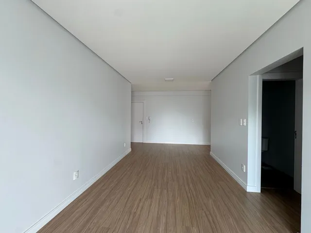 Apartamento com 2 dormitórios, foto 2