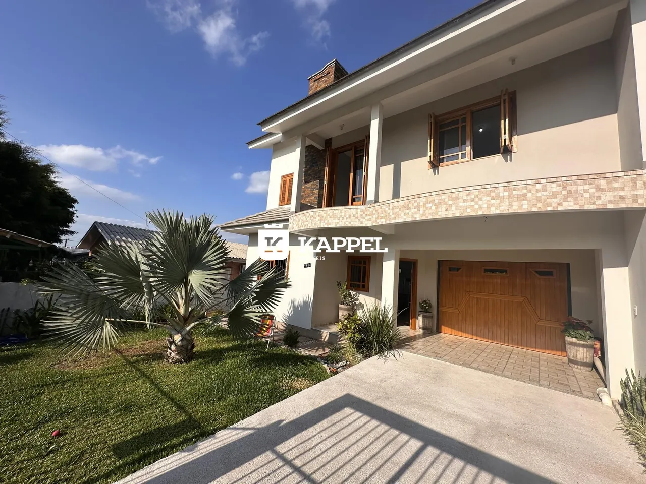 Casa com 4 dormitórios, foto 1