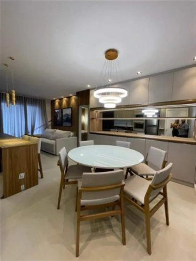 Apartamento com 2 dormitórios