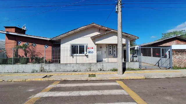 Casa com 3 dormitórios