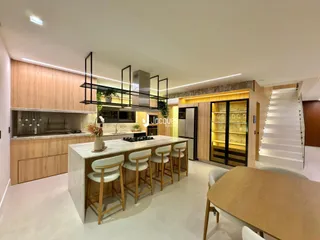 Casa com 6 dormitórios, foto 9