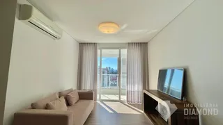 Apartamento com 3 dormitórios, foto 1