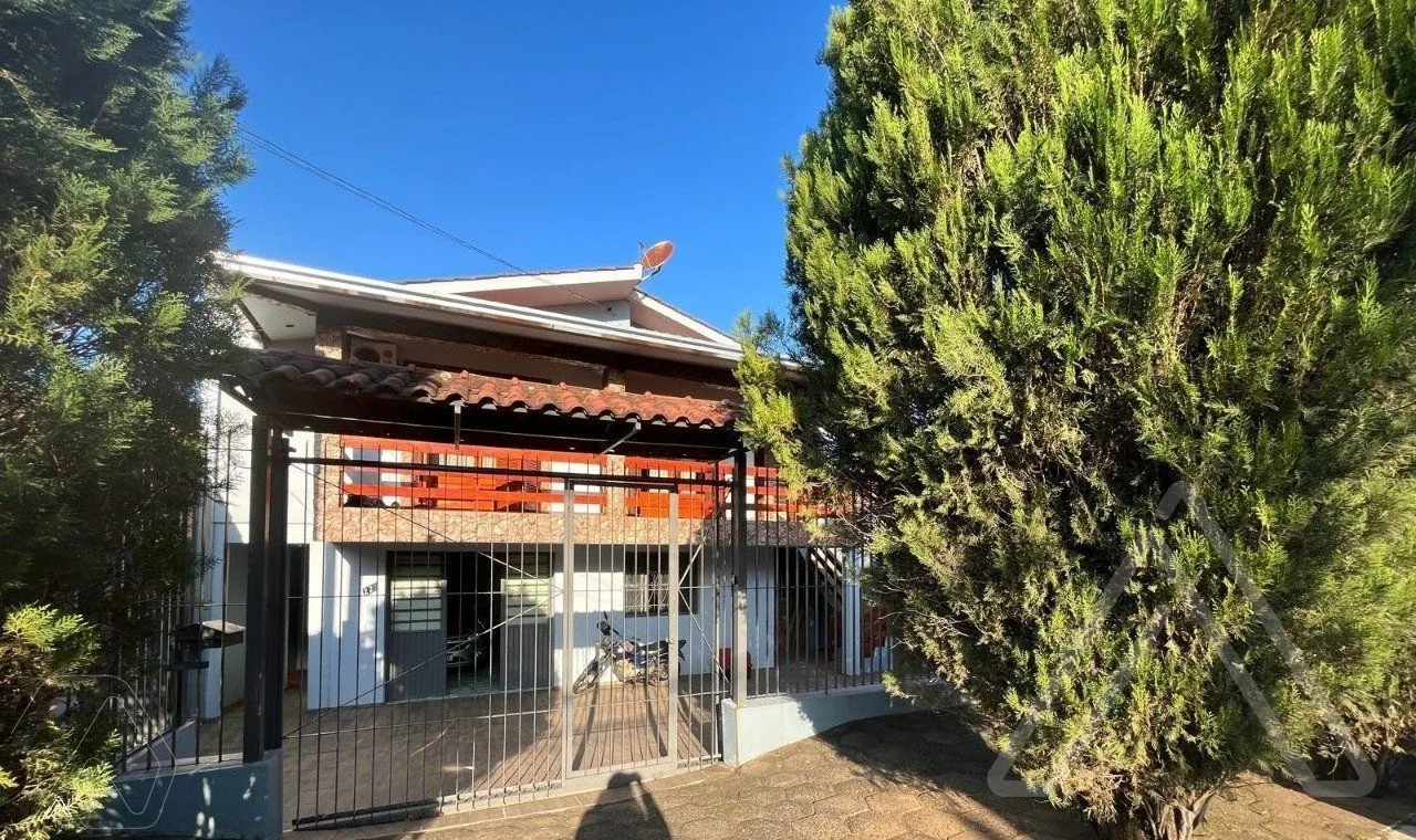 Casa com 3 dormitórios, foto 1