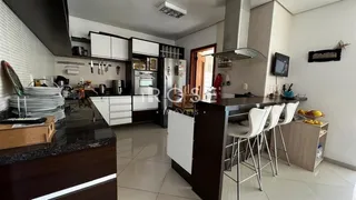 Casa com 4 dormitórios, foto 7