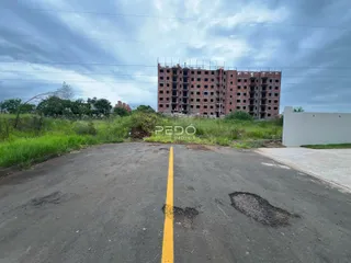 Vista externa de um prédio em construção em Lajeado, Brasil.