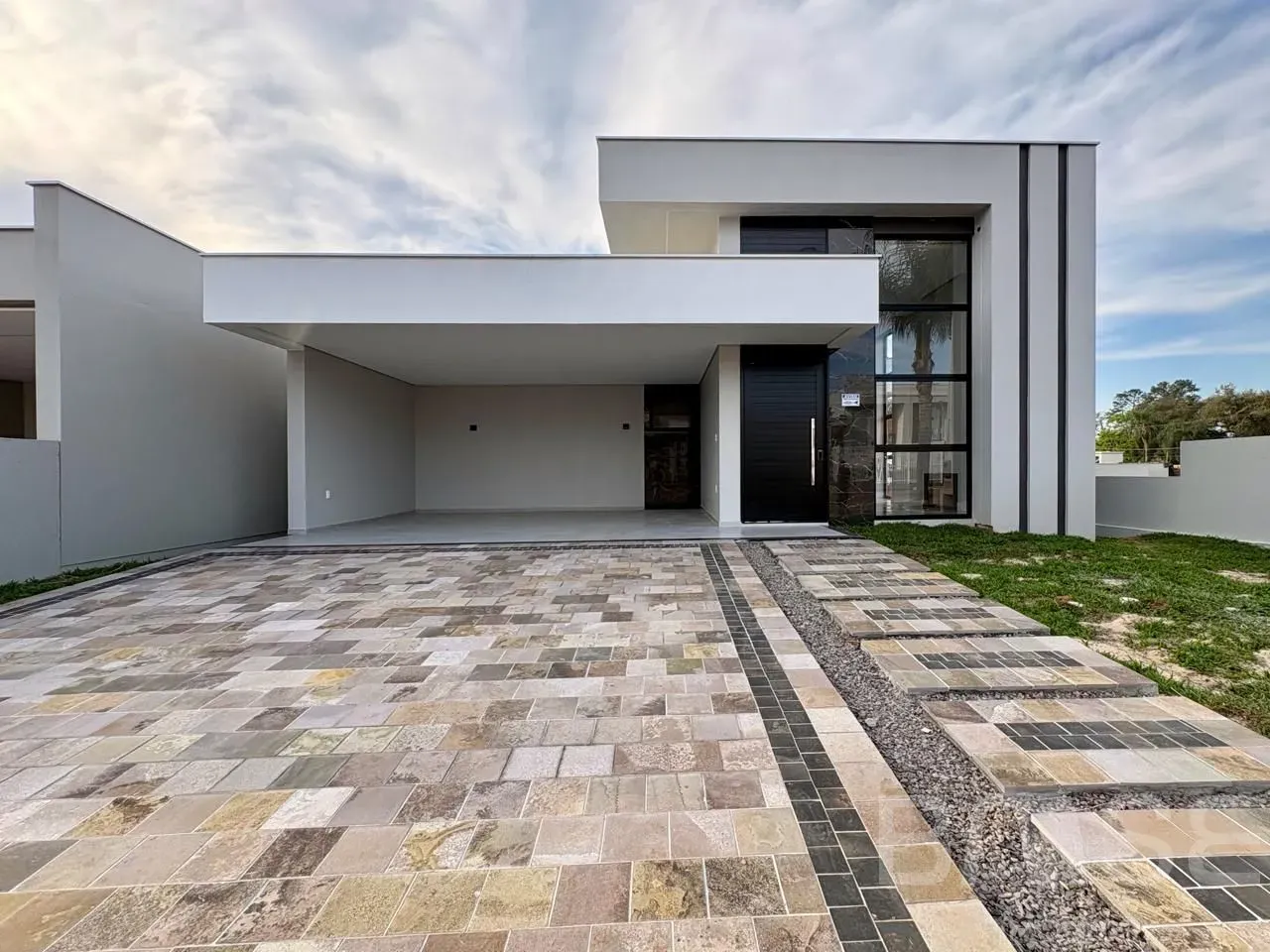 Casa com 3 dormitórios, foto 1