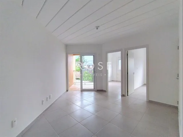 Apartamento com 2 dormitórios, foto 2