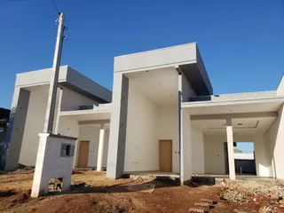 Casa geminada com 2 dormitórios, foto 1