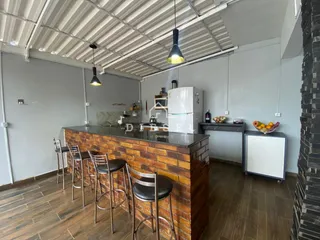 Casa com 6 dormitórios, foto 2