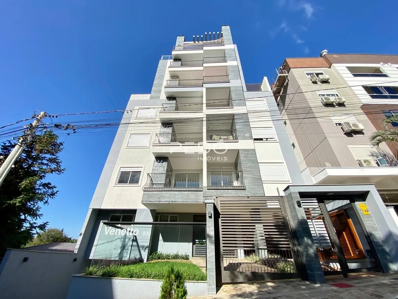 Fachada de um prédio residencial em Lajeado, Brasil.