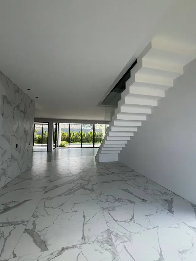 Casa com 6 dormitórios, foto 4