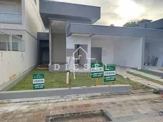 Casa geminada com 3 dormitórios, foto 1