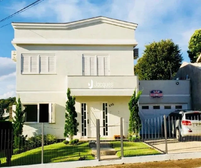 Casa com 3 dormitórios