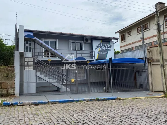 Casa com 3 dormitórios