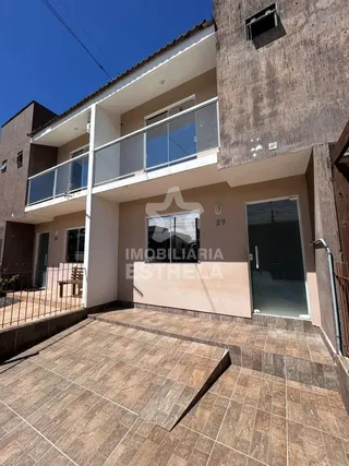 Sobrado com 2 dormitórios