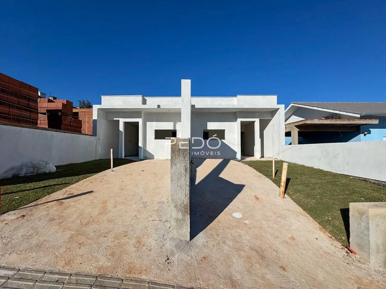 Casa geminada com 2 dormitórios, foto 1