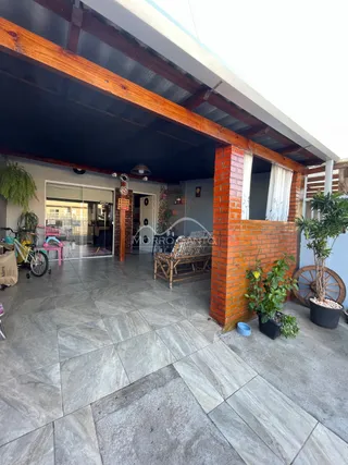 Casa geminada com 2 dormitórios, foto 2