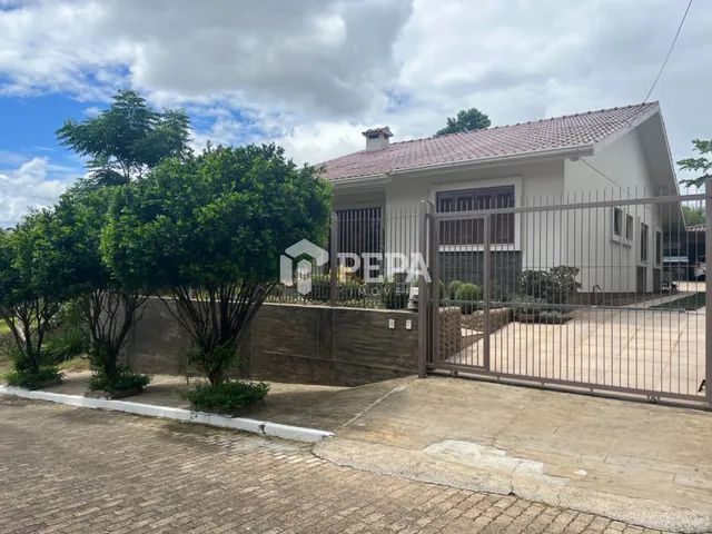 Casa com 3 dormitórios