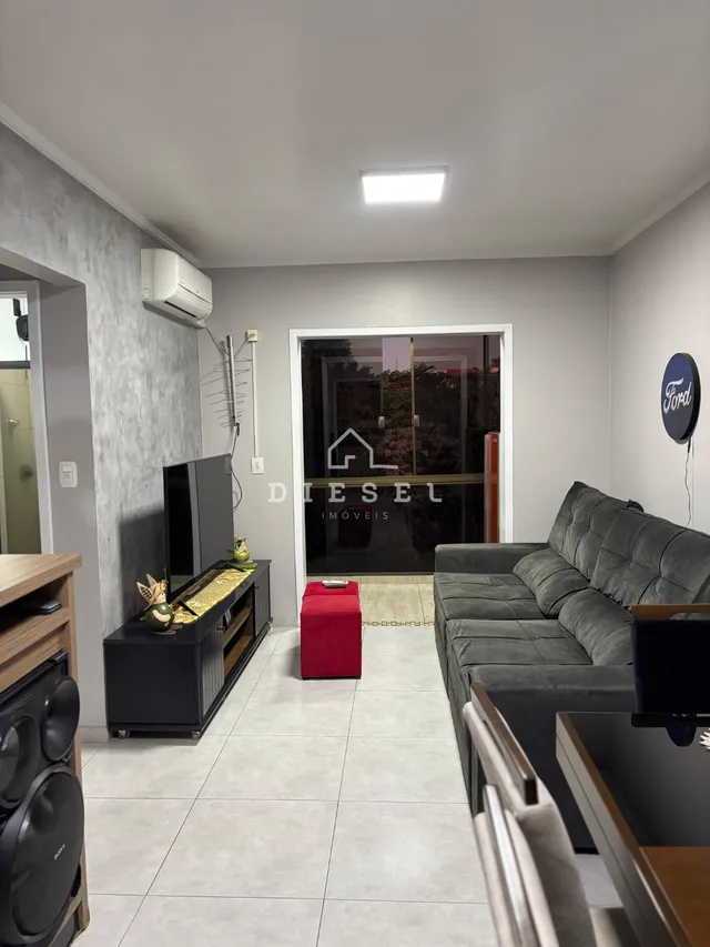 Apartamento com 2 dormitórios