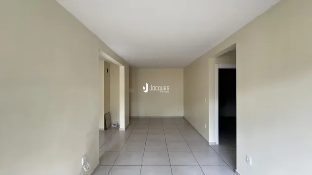 Apartamento com 2 dormitórios, foto 2