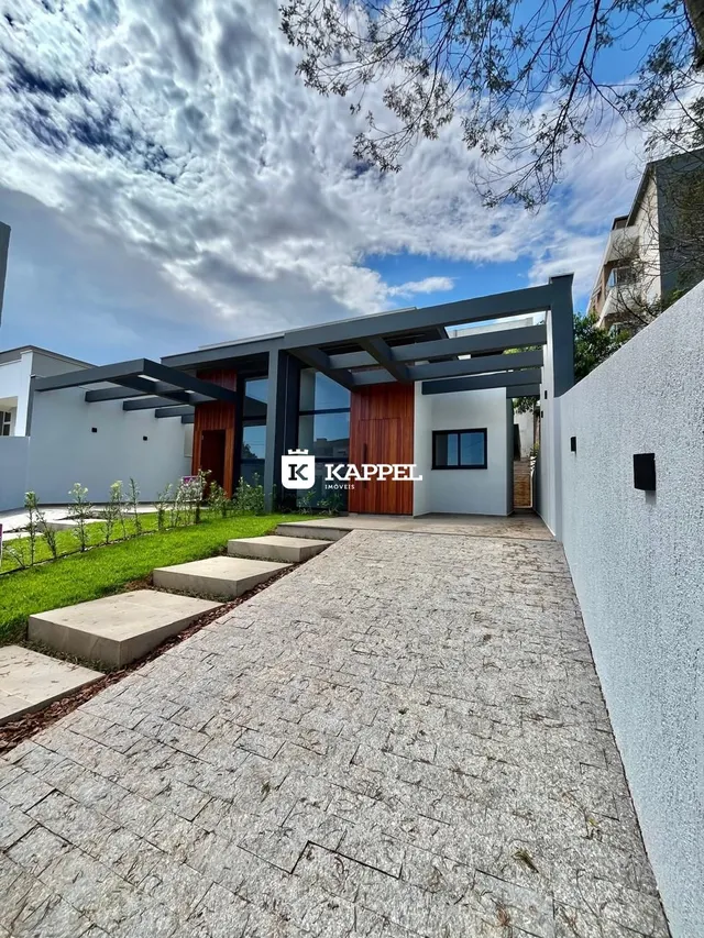 Casa geminada com 3 dormitórios