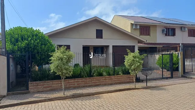 Casa com 3 dormitórios