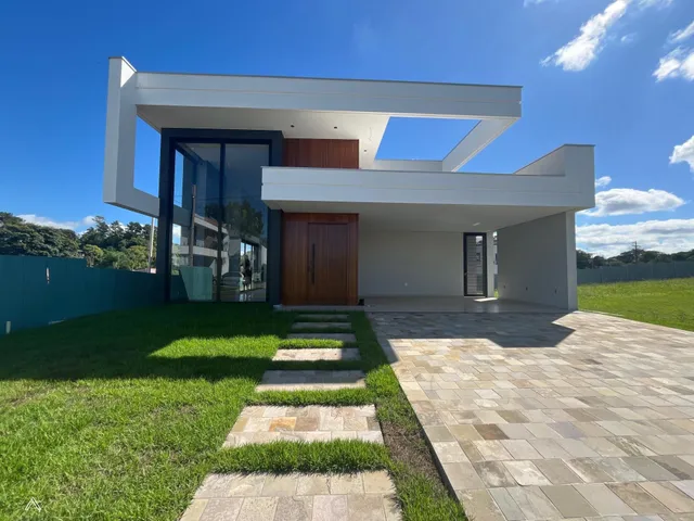 Casa com 3 dormitórios