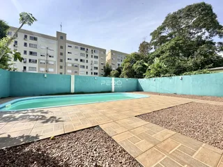Foto de uma piscina e área externa em Lajeado, Brasil.